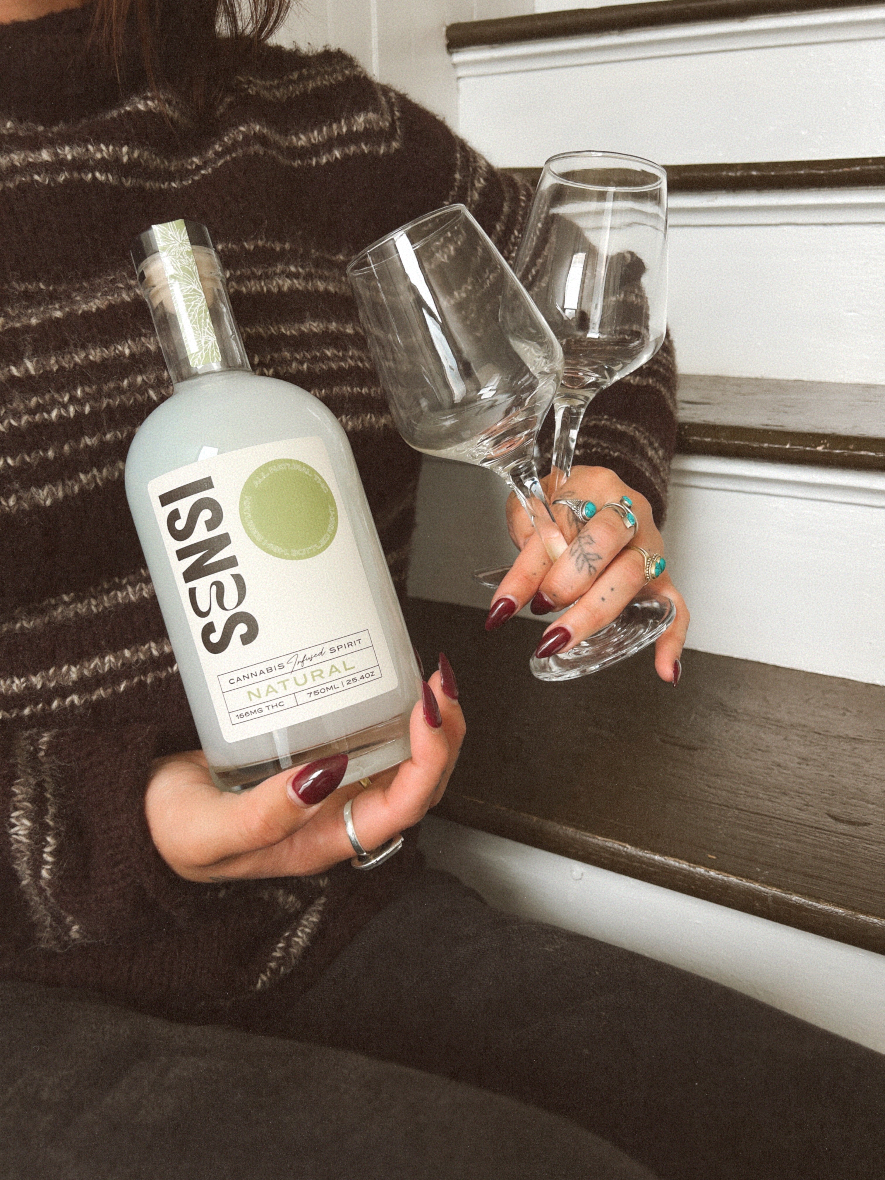 How to Stay Alcohol-Free Through the Holidays And Still Get A Buzz