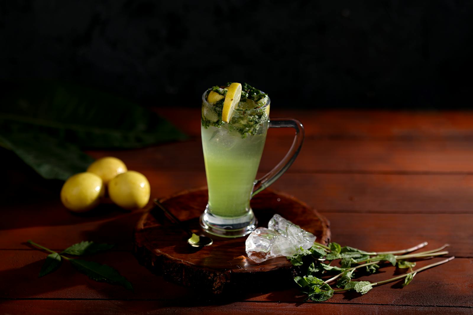 Refreshing mint lemonade with ice cubes