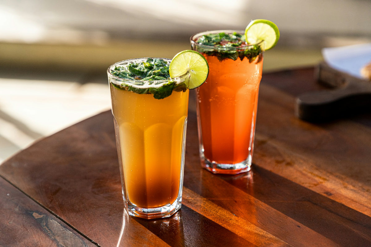 Refreshing iced tea with lime and mint